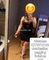 Mistress Nairobi BDSM